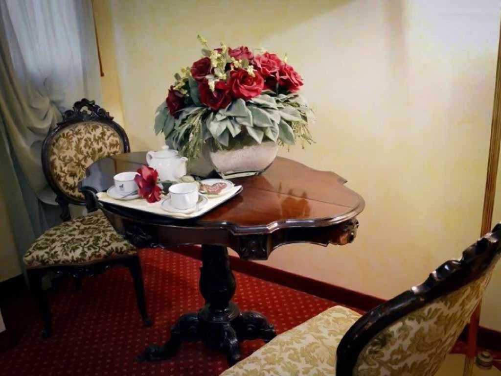 Hotel Donatello Падуя Экстерьер фото